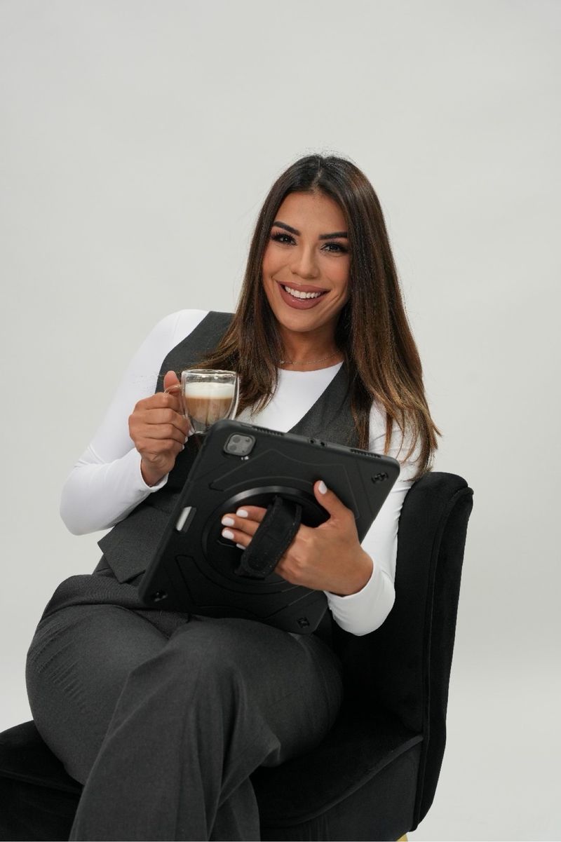 Analicia Timaure, founder of Anaqui Miami